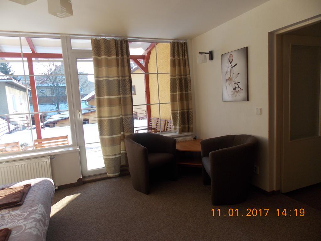 Apartman Jas Liptovský Mikuláš Eksteriør bilde