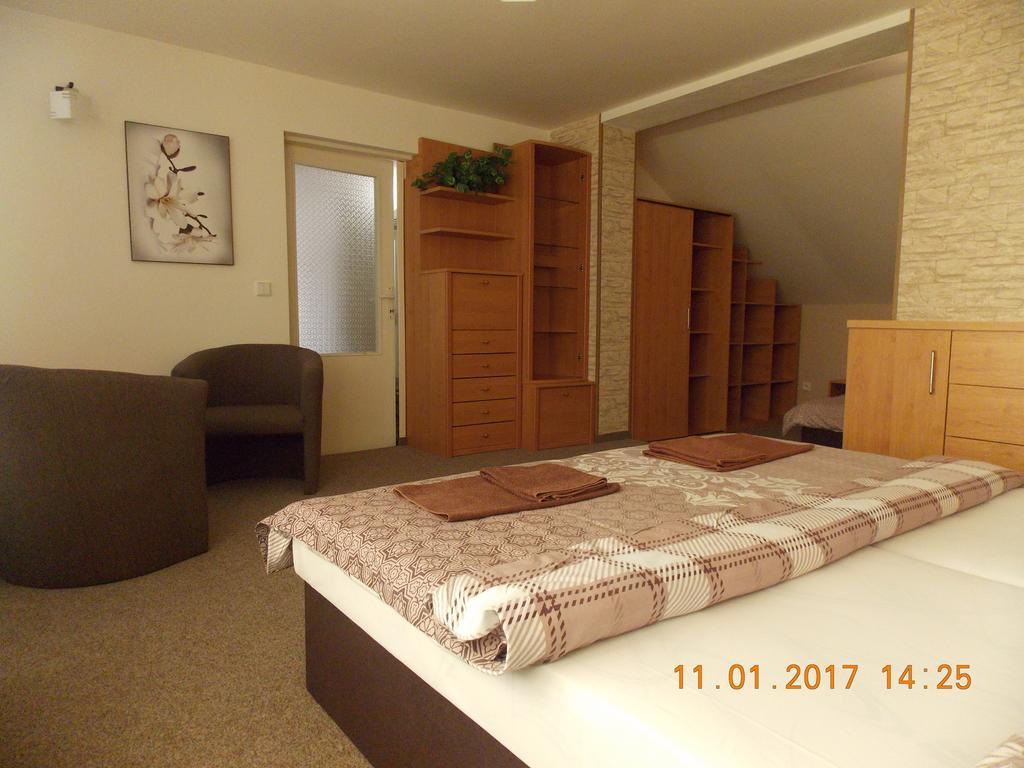 Apartman Jas Liptovský Mikuláš Eksteriør bilde